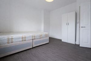 Photo 9- click for photo gallery